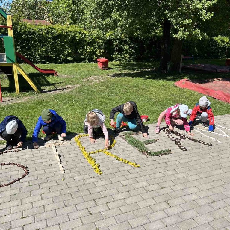 SVETAINEI ,,RAIDĖS GAMTOJE''