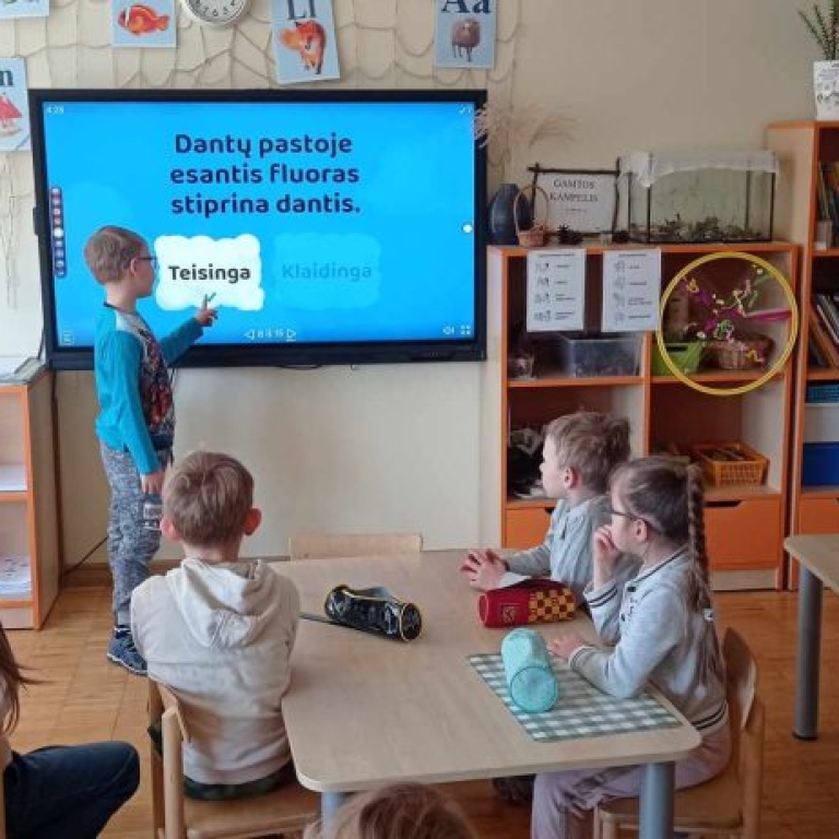 FOTO SVETAINEI DANTUKAI